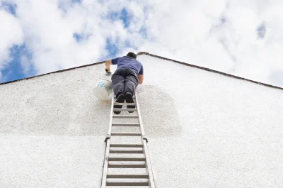 Peinture extérieure à Esclavelles — façades et ravalement